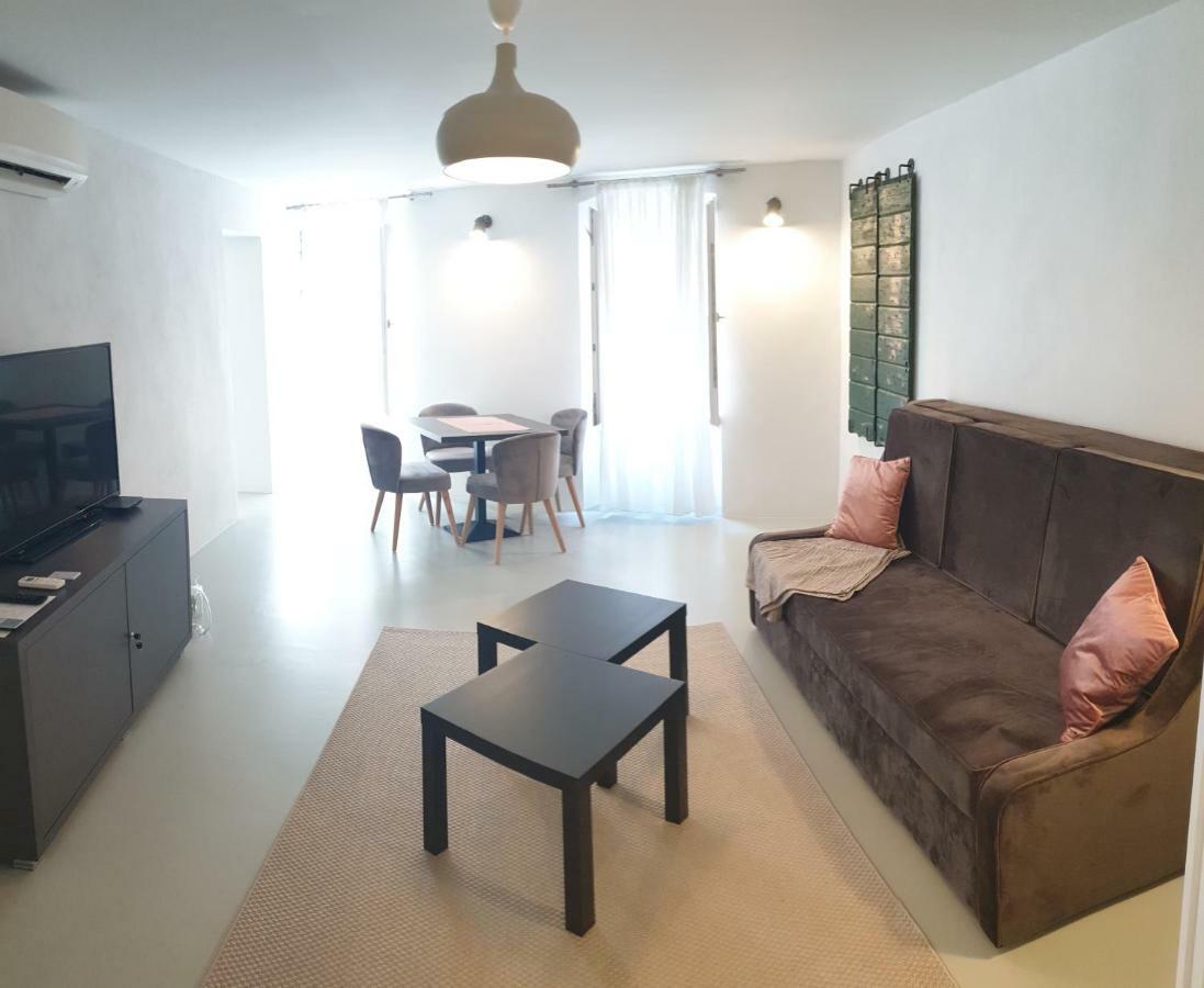 Apartment Adriatico Eterno 2 Rovinj Bagian luar foto